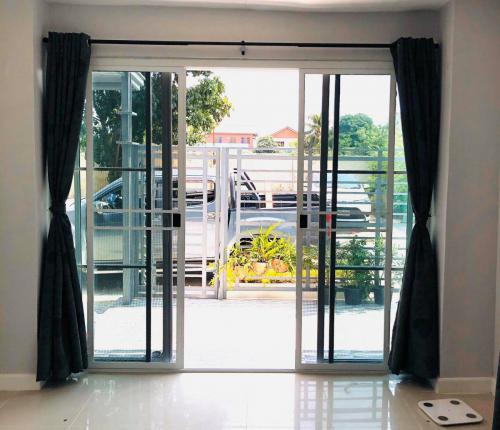 Изготовление и установка москитных сеток